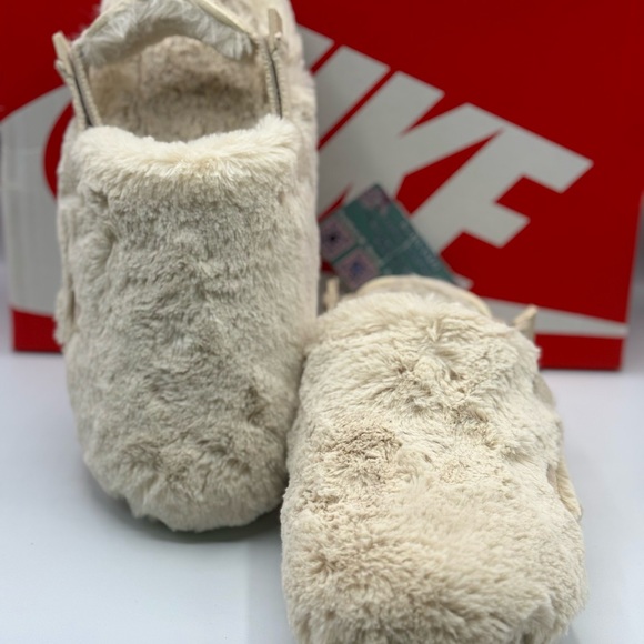 NIKE CALM FUZZY MULES FZ3119-100 (9) - Picture 5 of 7